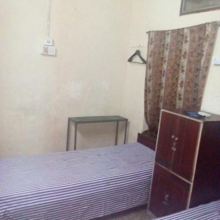 Apro Apartment Колката Екстериор снимка